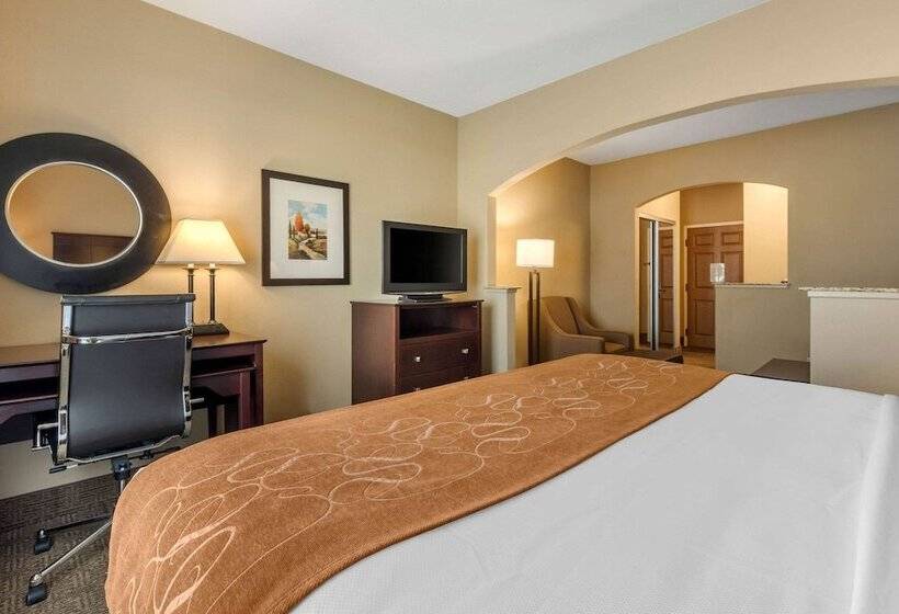 スイート, Comfort Suites Near Route 66