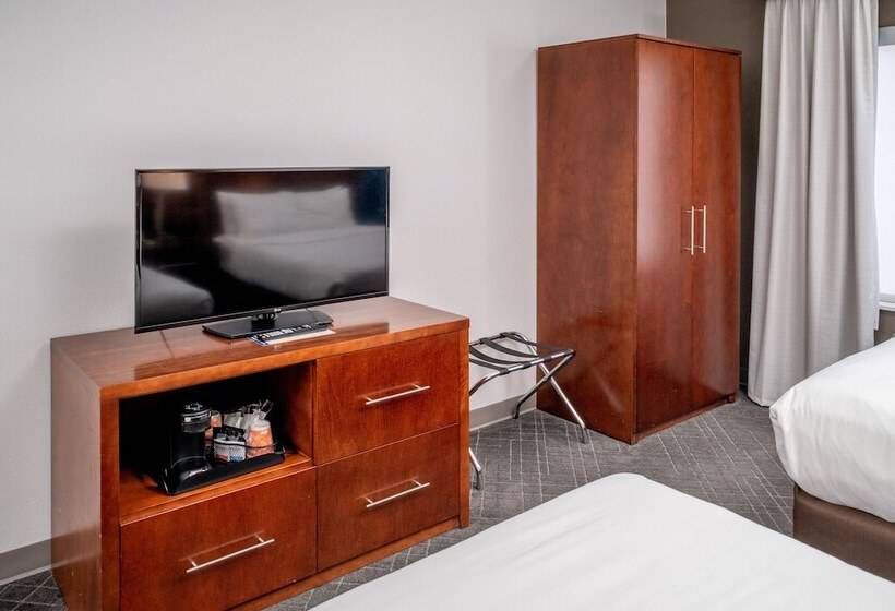 스위트, Comfort Suites Prestonsburg West