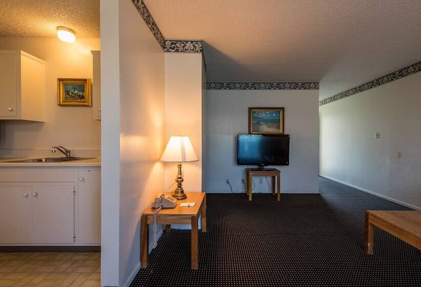 Executive Suite, Coral Reef Inn & Condo Suites