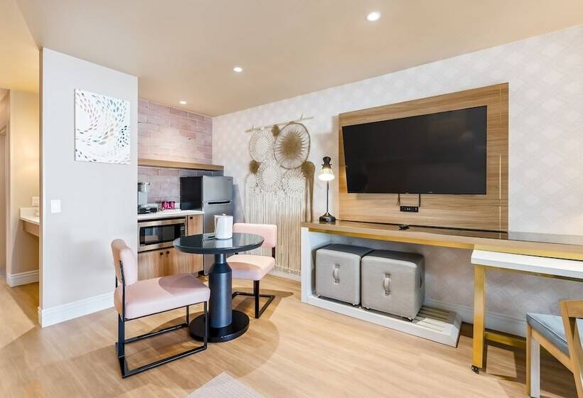带皇后床的套间, The Bentley Hotel Southampton