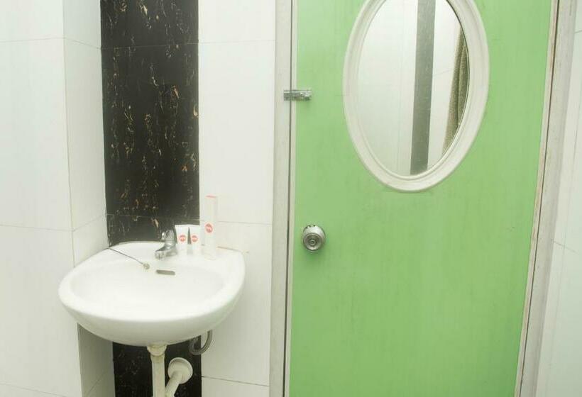Standardeinzelzimmer, Oyo 850 Lapan Lapan