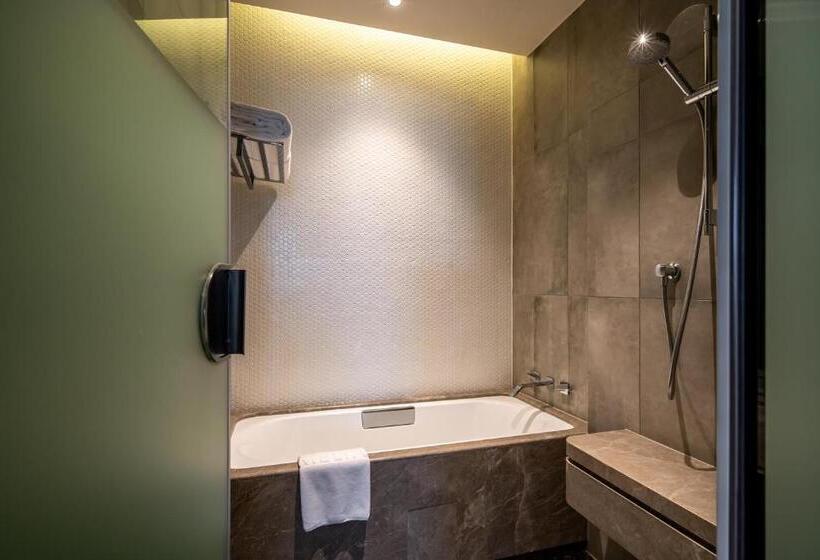 Quarto Deluxe, Melia Shanghai Parkside