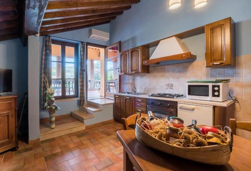 آپارتمان 1 خوابه با تراس, Il Castagno Toscana