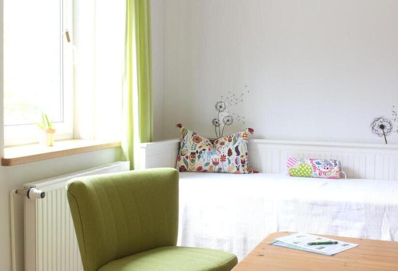 スタンダード４人部屋, Villa Viriditas