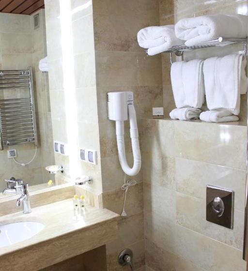 Quarto Deluxe Individual, Svilena