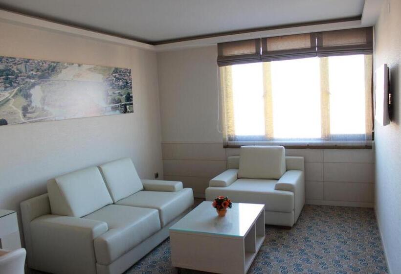 Suíte Deluxe, Svilena