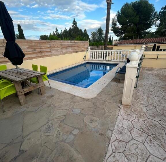 Апартаменты 1 Спальня, Casa Robion