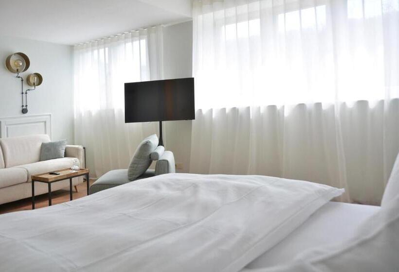 Номер Superior с Балконом, Albergo Toscana