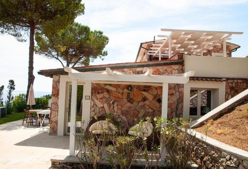 شقة ديلوكس غرفة نوم واحدة إطلالة جانبية على البحر, Resort Capo Bianco