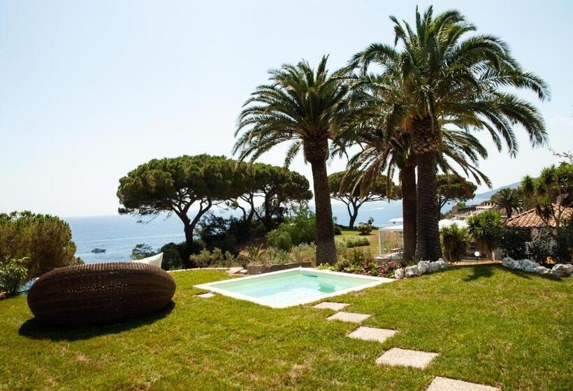 سوییت با استخر, Resort Capo Bianco