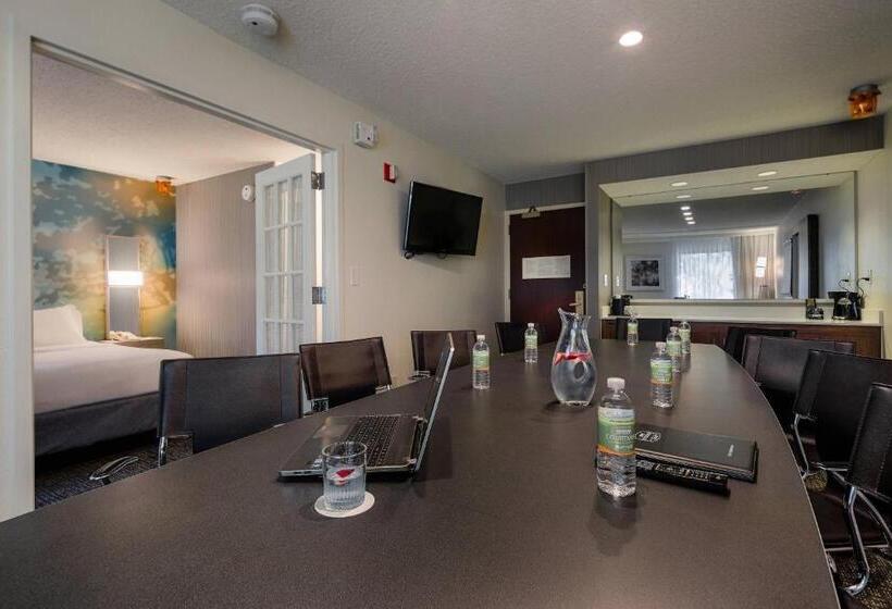 Люкс Executive Кровать Кинг, Courtyard By Marriott Dallas Dfw Airport North/irving
