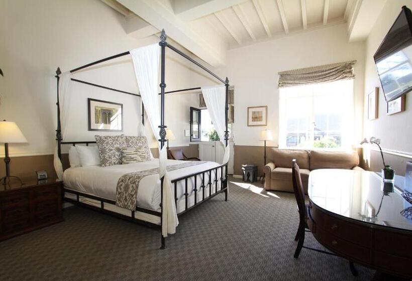 Номер Deluxe, Cypress Inn