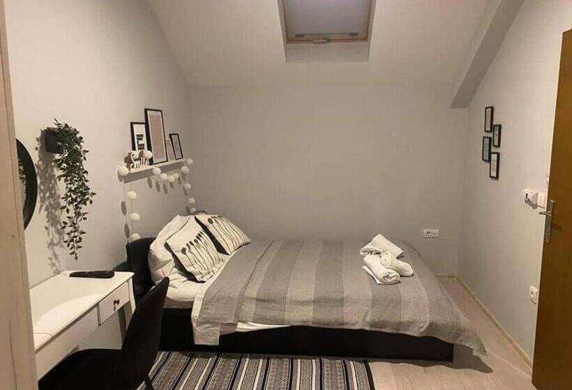 اتاق عادی, Vonamor Rooms