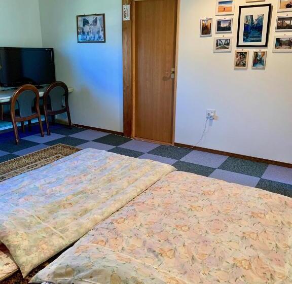 Семейный Номер, Guesthouse Hope