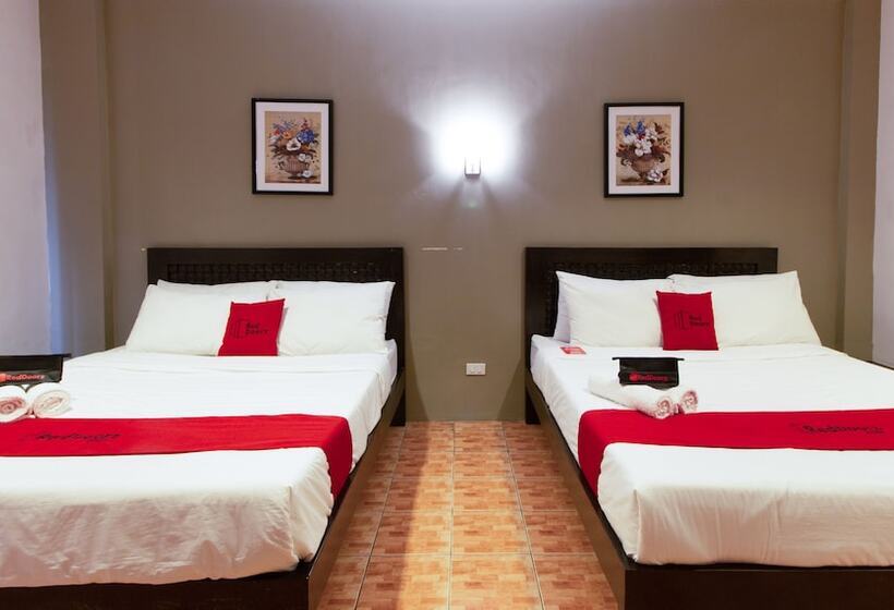 Family Room, Reddoorz @ Km 50 Aguinaldo Highway Tagaytay