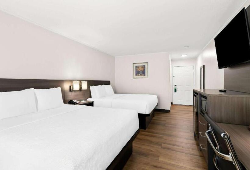 Номер Стандарт, Quality Inn Merrimack  Nashua