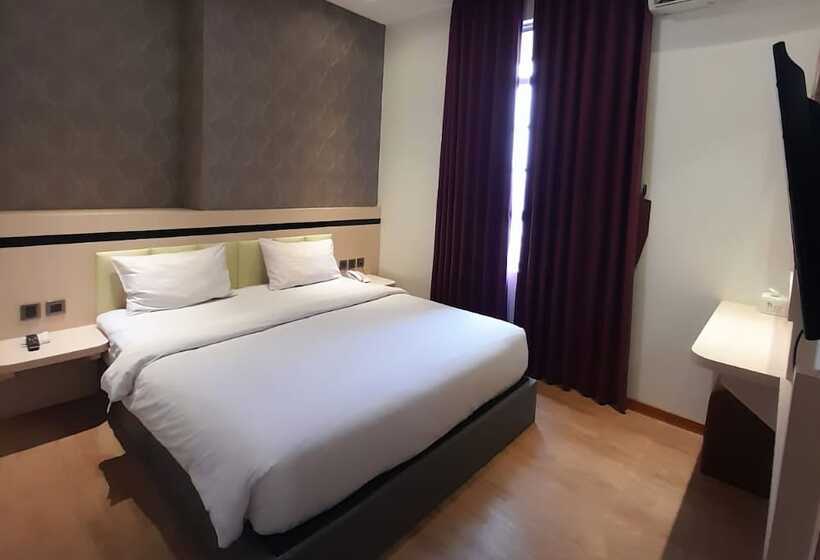 Номер Deluxe, Blitz Hotel Batam Centre