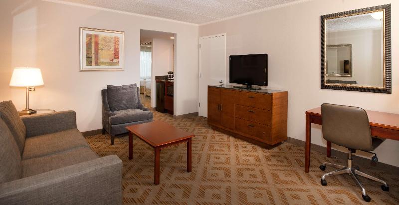 Люкс Кровать Кинг, Doubletree Suites By Hilton Hotel Philadelphia West