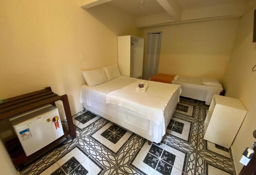 اتاق استاندارد سه نفره, Pousada Alto Da Praia