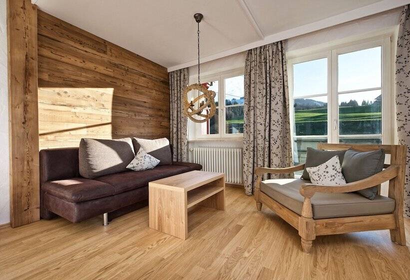 Семейный Номер, Ferienhotel Starennest