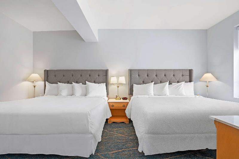 Люкс Кровать Кинг, Crown Columbia Hotel; Bw Premier Collection
