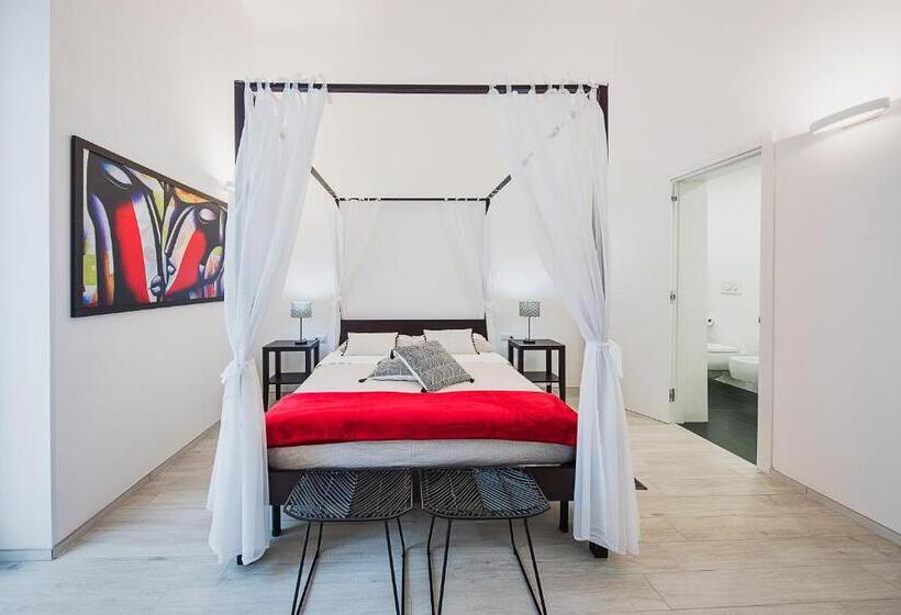 اتاق لوکس, La Casa Di Giovanni