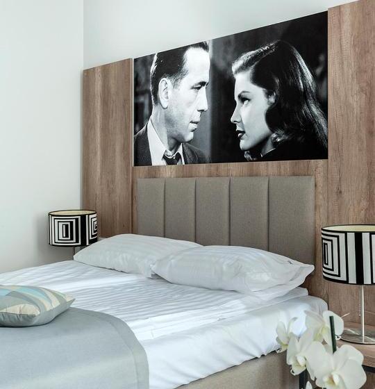 Студия Deluxe, Cinema Apartments