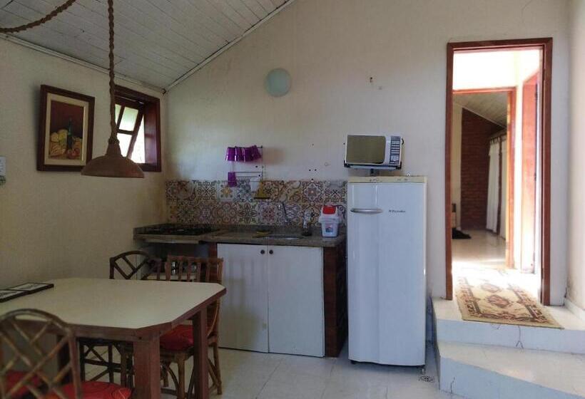 샬레, Hostel Das Estrelas