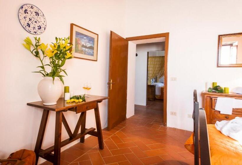 Дом 4 Спальни, Borgo Montemaggiore