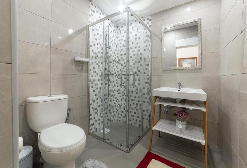 اتاق استاندارد با سرویس بهداشتی مشترک, A Casa Da Mizi