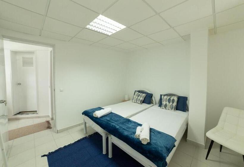 اتاق لوکس با چشم‌انداز دریا, A Casa Da Mizi