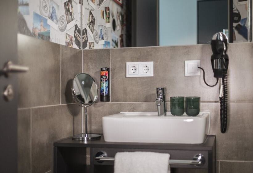 标准间, Holiday Inn   The Niu, Coin Frankfurt Ostend, An Ihg