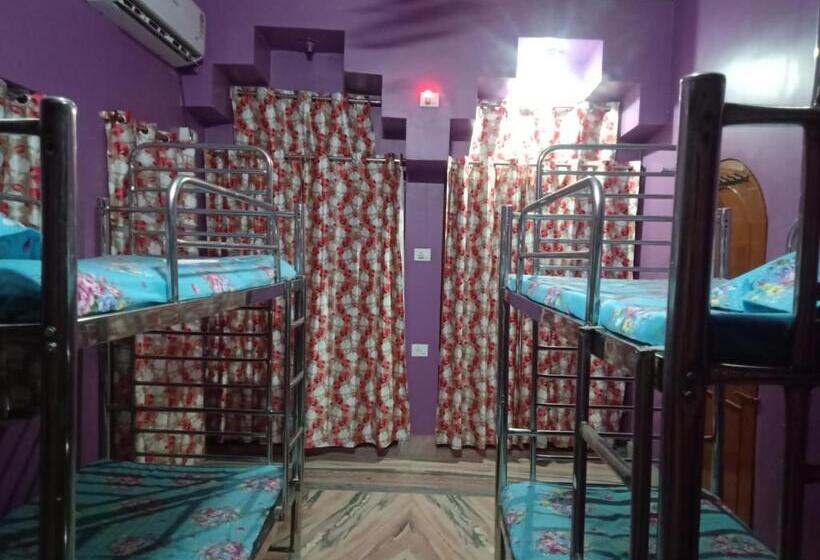 تختخواب در اتاق مشترک, Hostel Relax Homestay