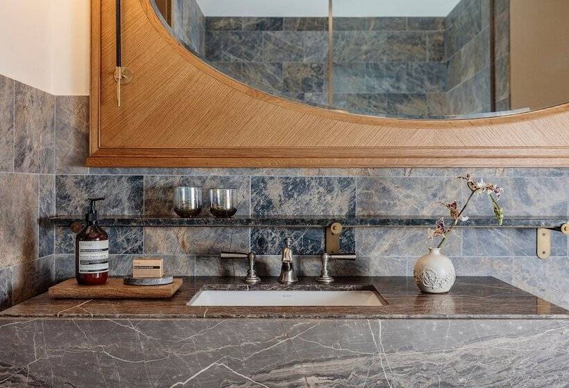 Люкс Повышенной Комфортности, Austin Proper Hotel, A Member Of Design Hotels