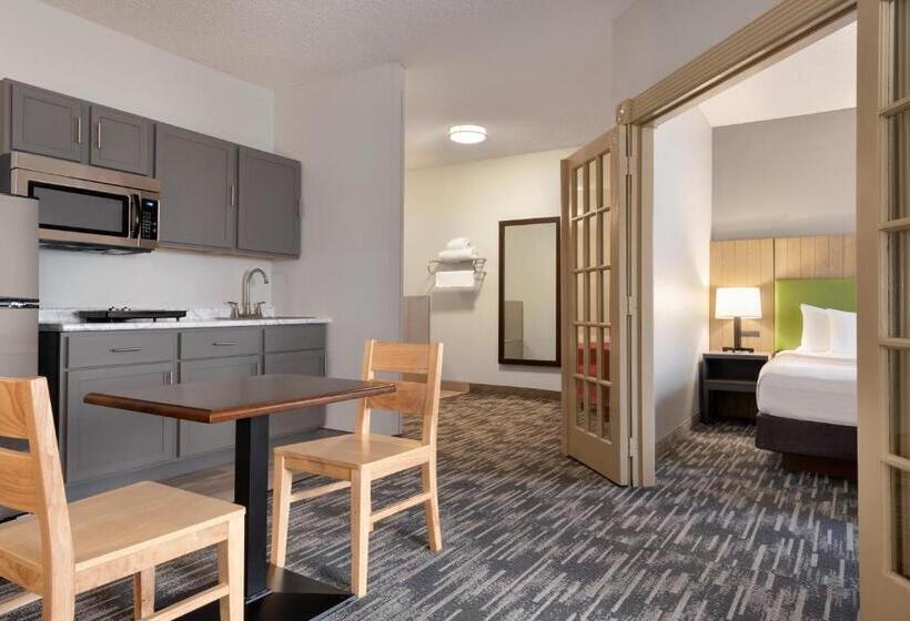 Люкс Кровать Кинг, Country Inn & Suites By Radisson, Brookings