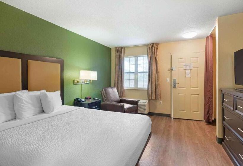 Студия Стандарт, Extended Stay America Select Suites   Newport News   Oyster Point