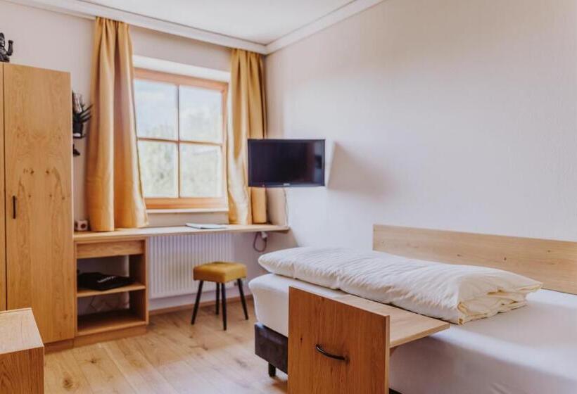 싱글 기본룸, Landhotel Gschirnwirt