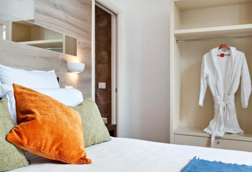 سوئیت با وان آب گرم, Palazzo San Lazzaro   Jacuzzi Rooms & Suites Lecce Selection