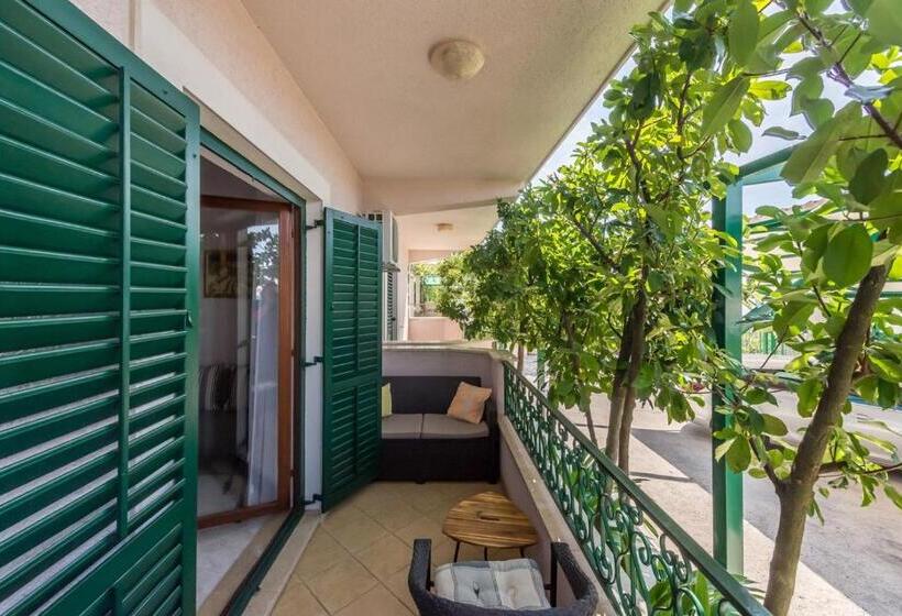 آپارتمان 1 خوابه, Apartments Ivana Mira