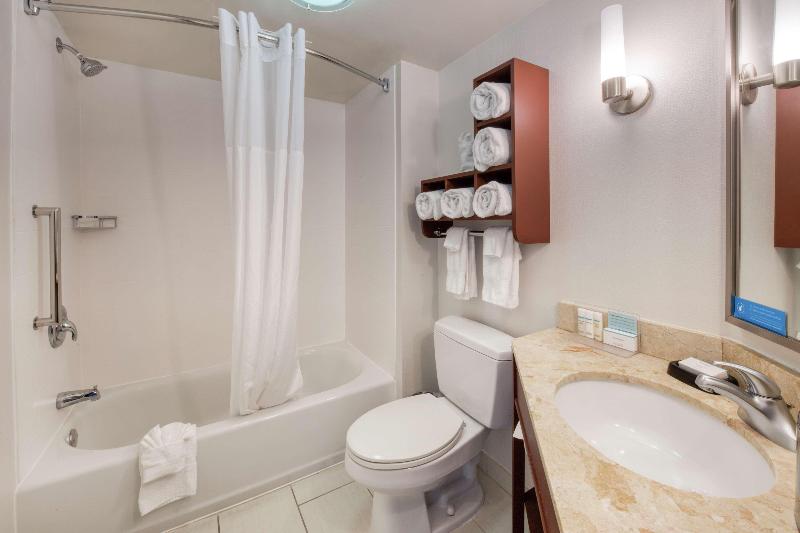 اتاق استاندارد, Hampton Inn & Suites Wilmington/wrightsville Beach