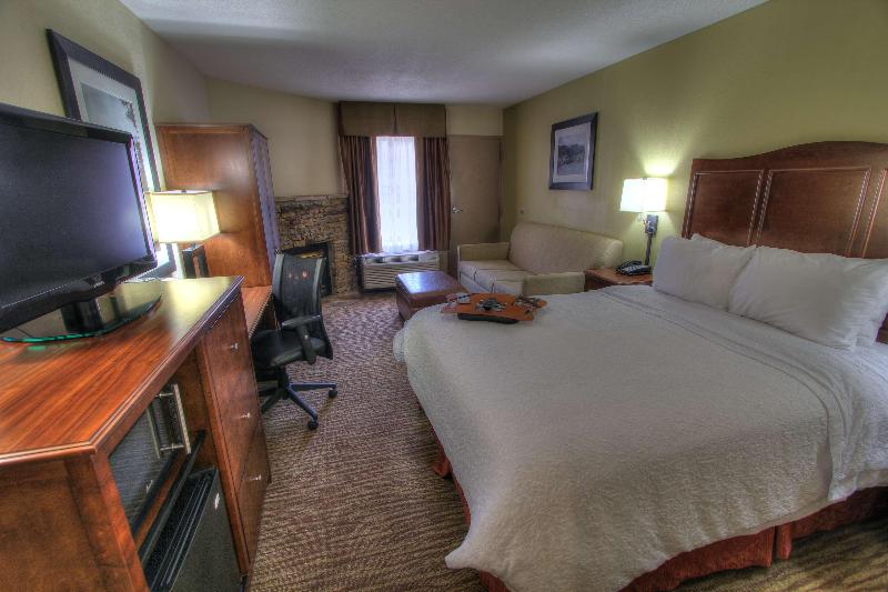 Pokój Standard z Balkonem, Hampton Inn Gatlinburg