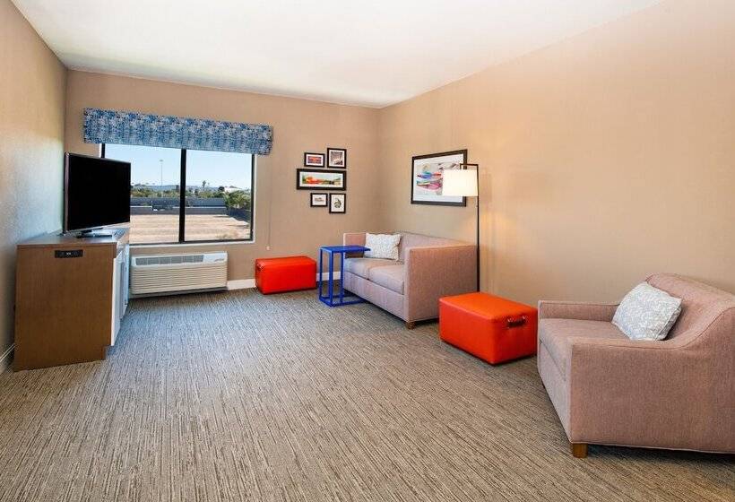 이그제큐티브 스위트, Hampton Inn Phoenix Airport North