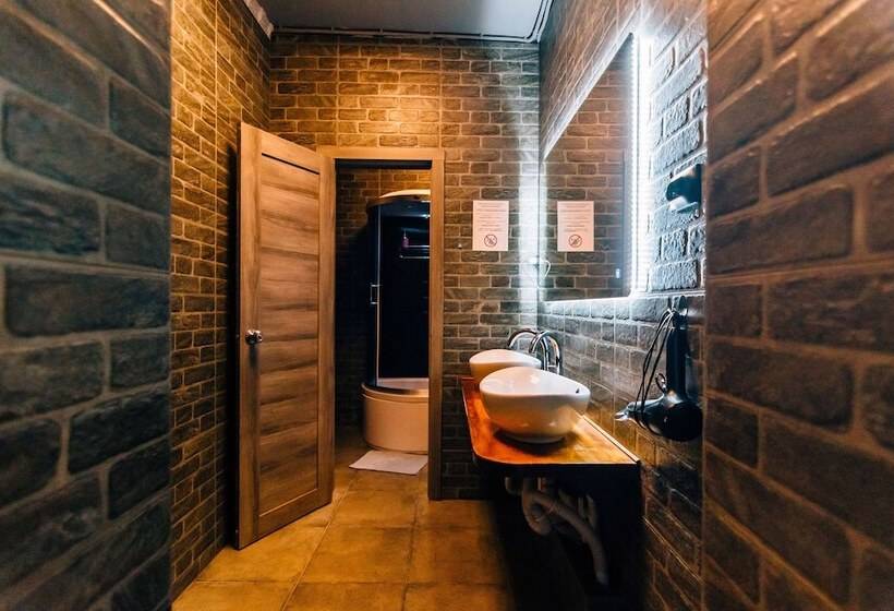 חדר אקונומי, Loft Hostel&apartments