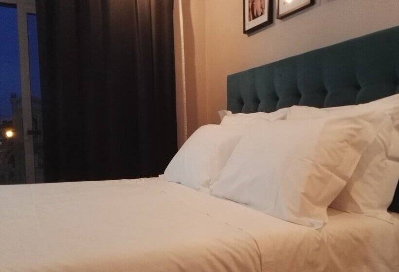 Люкс Премиум, Temple Suites Guesthouse