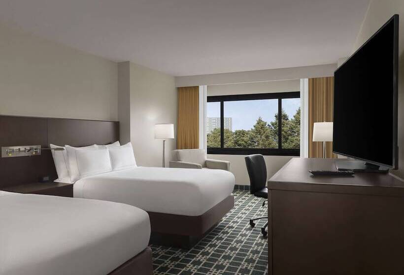 Номер Стандарт 2 Двуспальные Кровати, Doubletree By Hilton Fort Lee   George Washington Bridge