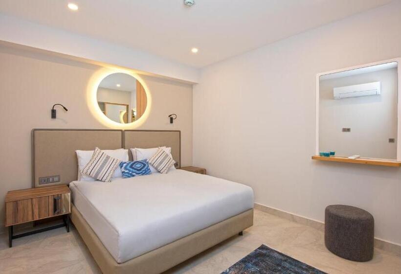 سوییت با چشم‌انداز باغ, Un Side Aparthotel