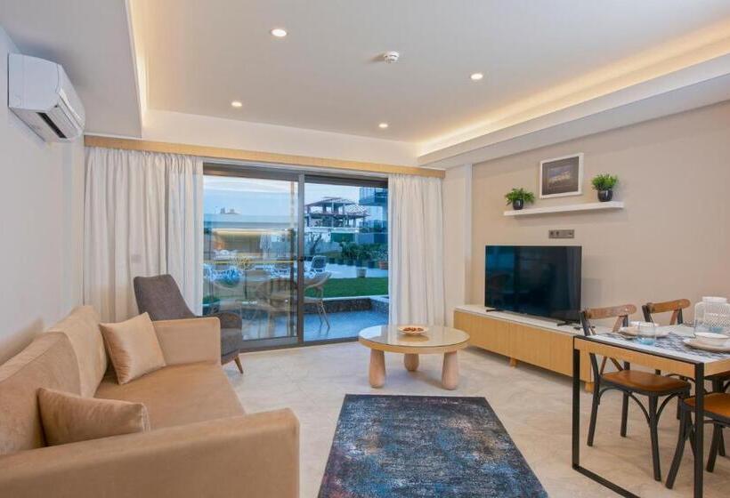 سوییت با چشم‌انداز باغ, Un Side Aparthotel