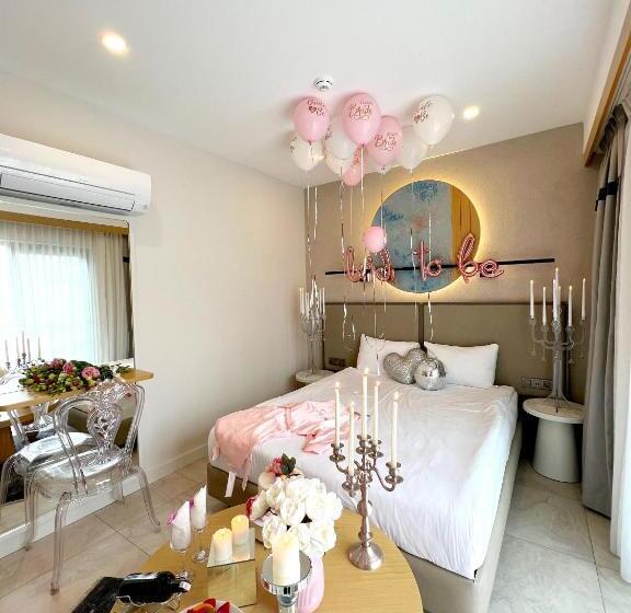 سوییت لوکس, Un Side Aparthotel