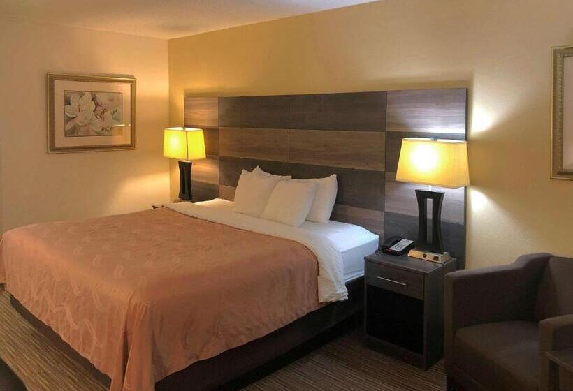 Mozgáskorlátozott Standard Szoba King Size Bed, Quality Inn Bennettsville