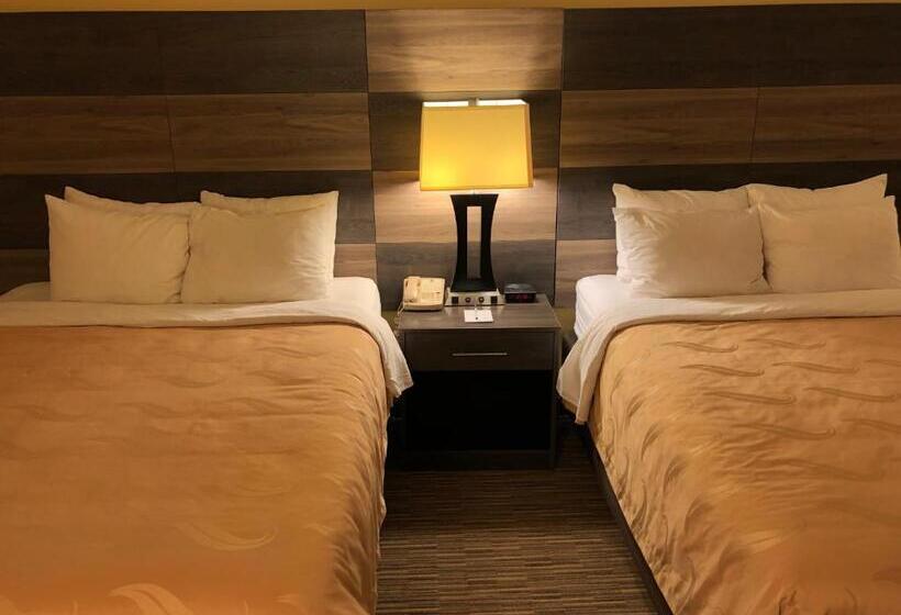 Négyágyas Standard Szoba, Quality Inn Bennettsville